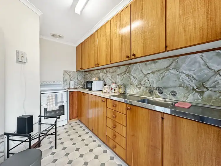 Fourth view of Homely unit listing, 1/18 Hope Street, Maryborough VIC 3465