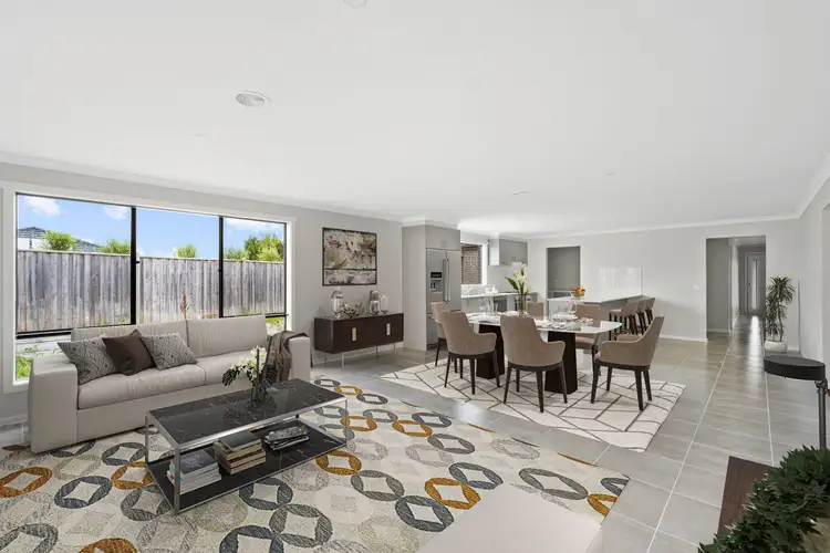 Second view of Homely house listing, 5 Magnolia Way, Bunyip VIC 3815