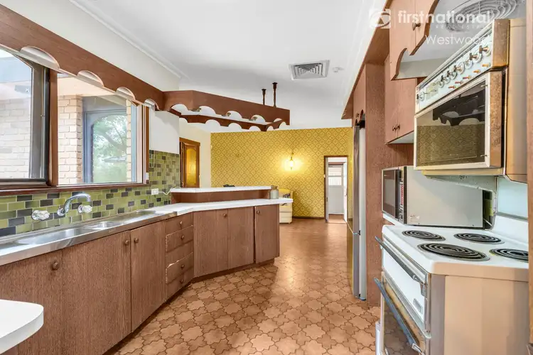 Sixth view of Homely house listing, 7 Purcell Court, Werribee VIC 3030