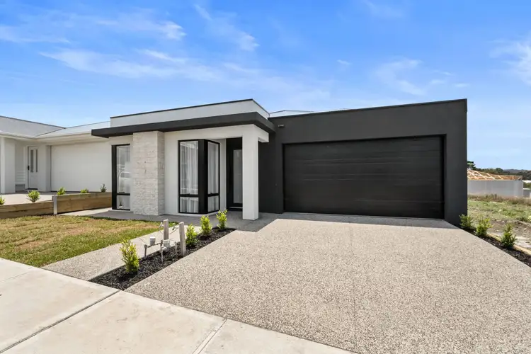 6 Rysa Road, Greenvale VIC 3059