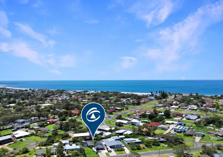 Second view of Homely house listing, 5 Whistler Street, Culburra Beach NSW 2540