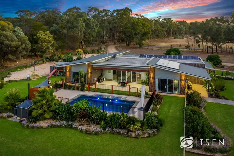 69 Pearces Road, Mandurang VIC 3551