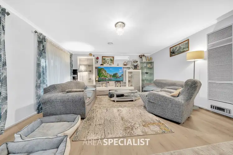Second view of Homely house listing, 18 Eva Court, Hallam VIC 3803
