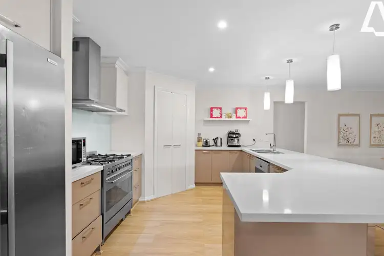 Sixth view of Homely house listing, 8 Peter Chance Crescent, Langwarrin VIC 3910