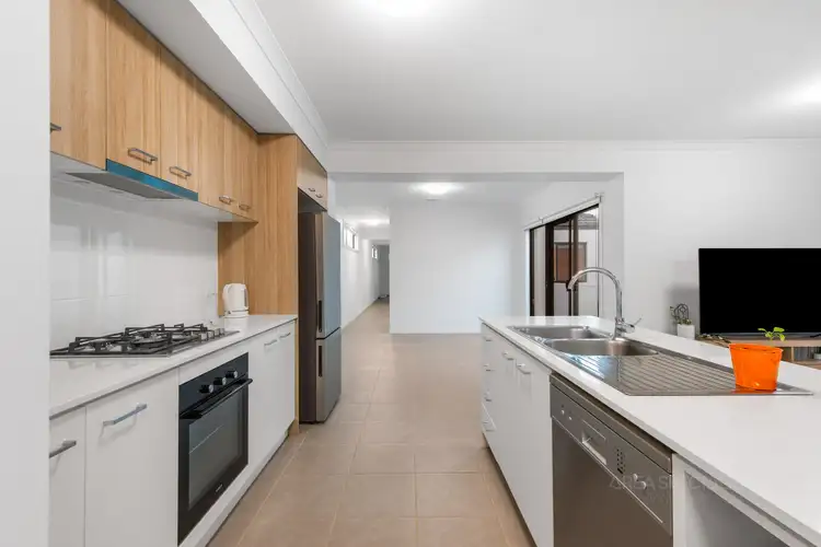 Fourth view of Homely house listing, 20 Spector Walk, Werribee VIC 3030