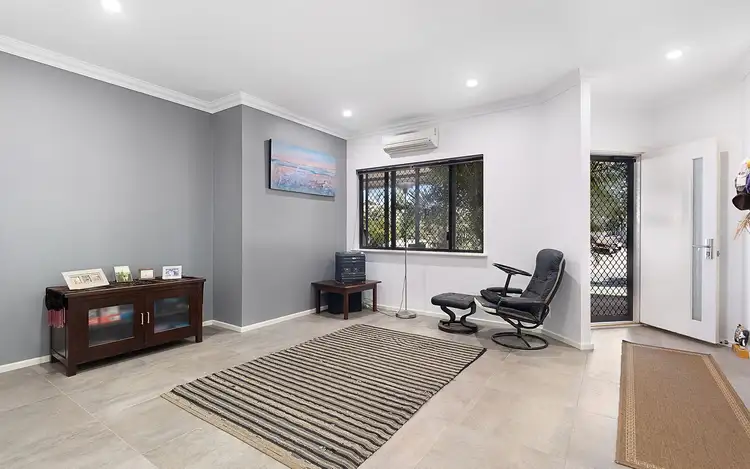 Sixth view of Homely house listing, 8 Delmere Way, Baynton WA 6714