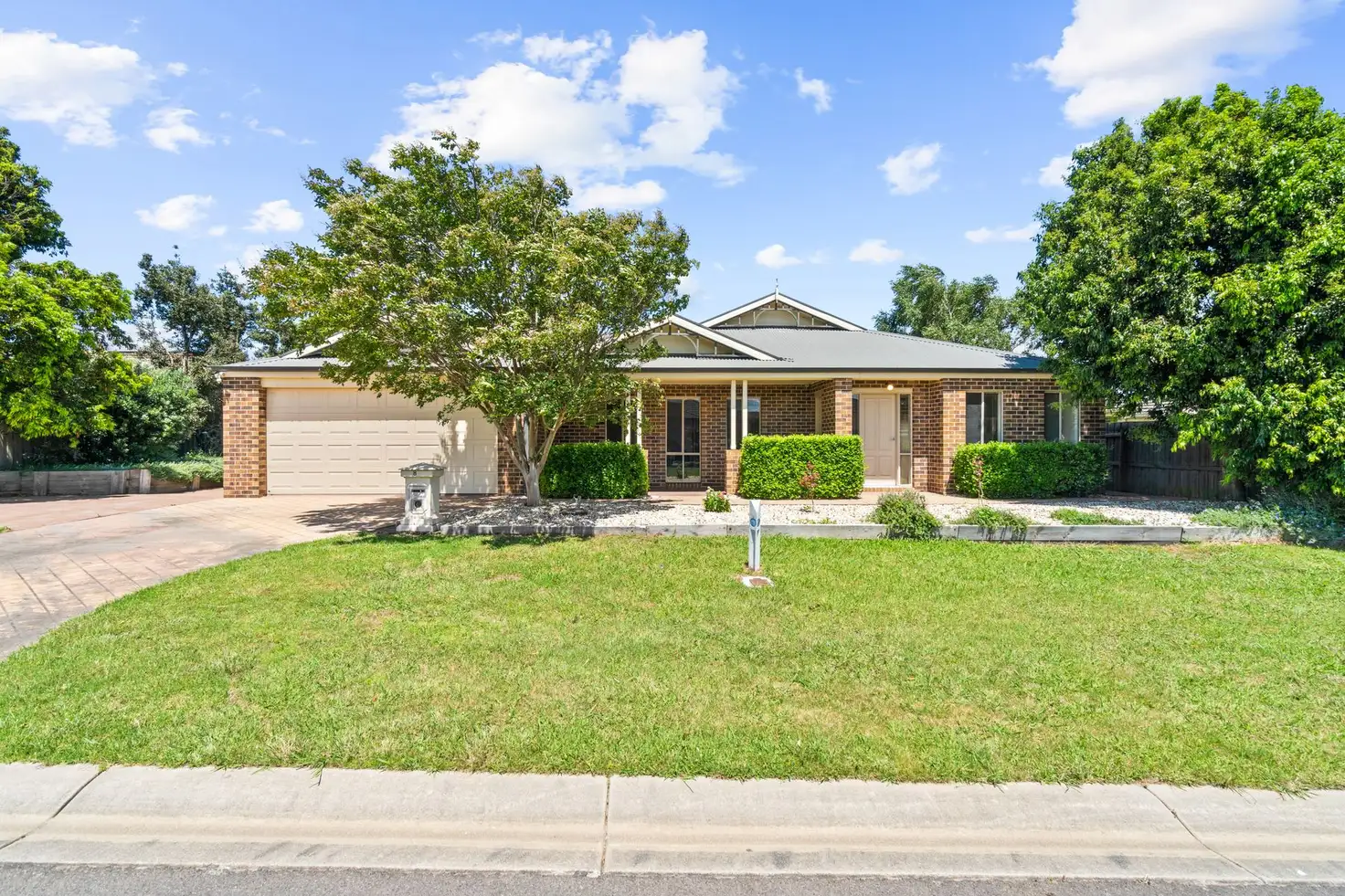 Main view of Homely house listing, 8 Avon Close, Traralgon VIC 3844