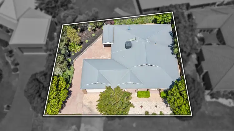 Second view of Homely house listing, 8 Avon Close, Traralgon VIC 3844