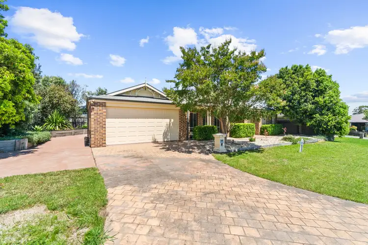 Third view of Homely house listing, 8 Avon Close, Traralgon VIC 3844