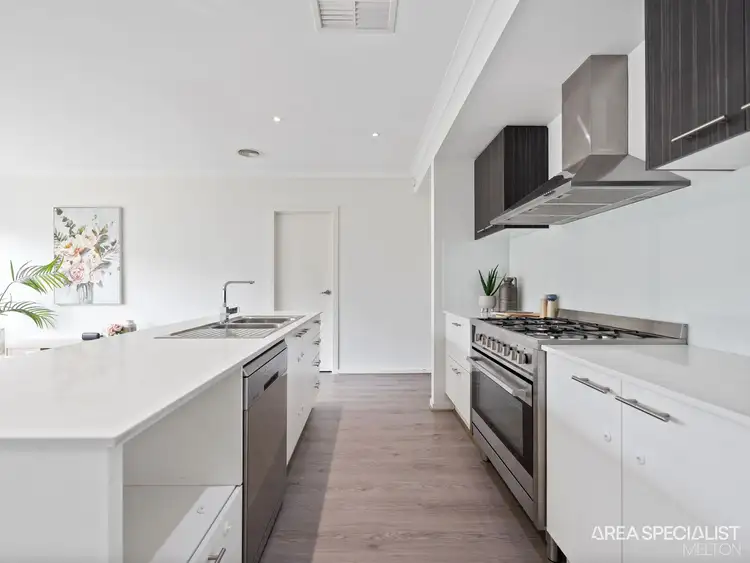 Sixth view of Homely house listing, 25 Creekwood Way, Cobblebank VIC 3338