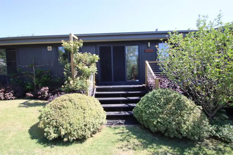 73 Martin Street, Tenterfield NSW 2372
