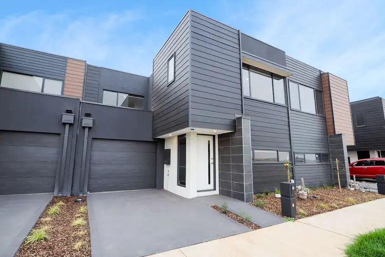 99 Vere Court