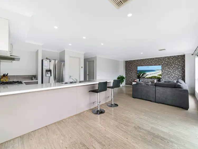 Sixth view of Homely house listing, 185 Heather Grove, Clyde North VIC 3978