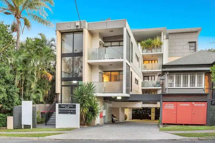 8/44 Gordon Street, Milton QLD 4064