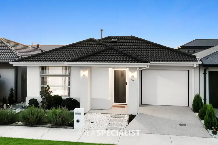 14 Cordiller street, Clyde North VIC 3978