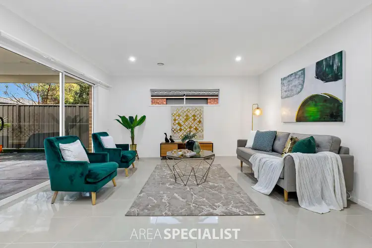 Fourth view of Homely house listing, 5 Datura Avenue, Cranbourne North VIC 3977