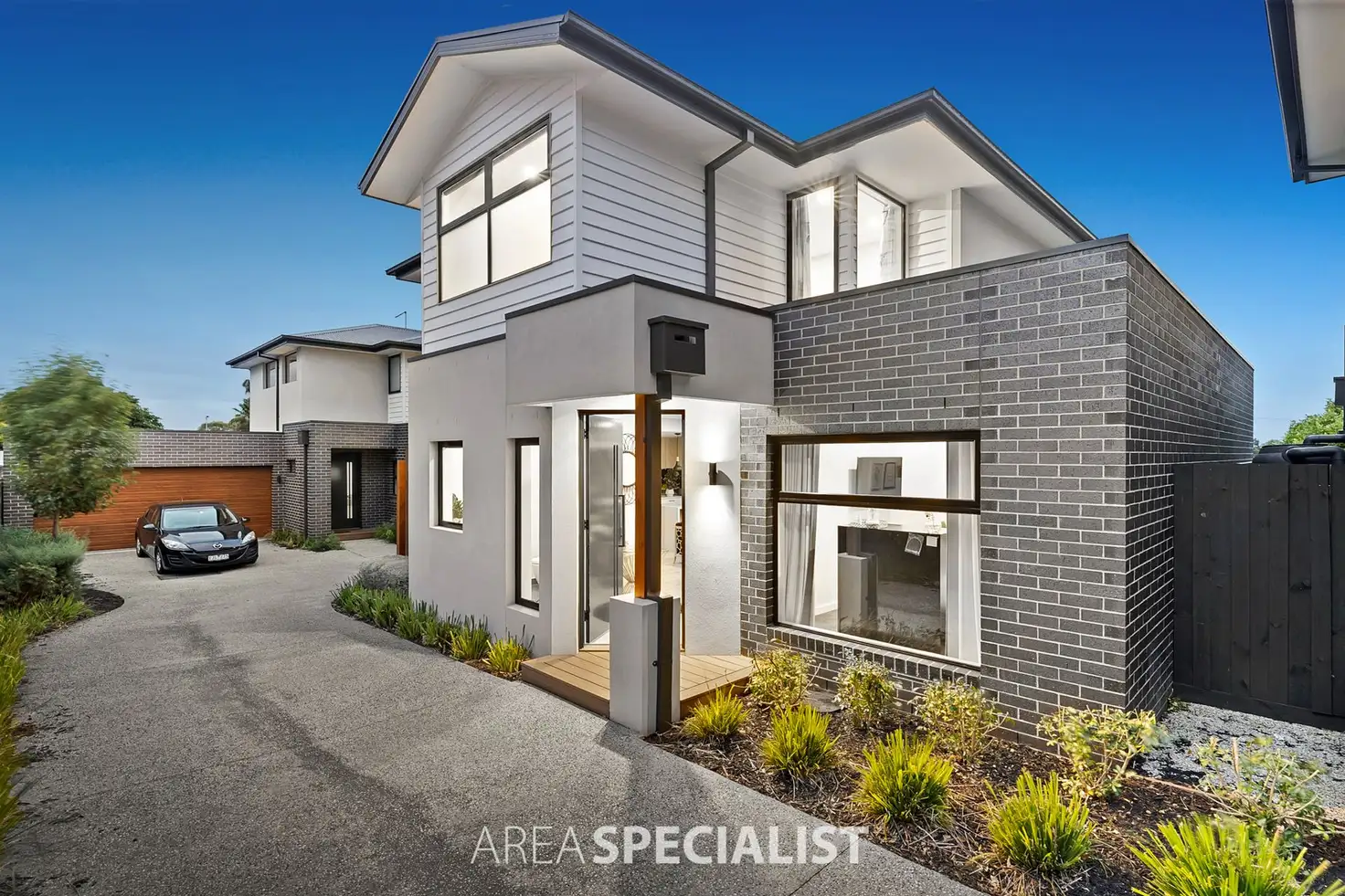 Main view of Homely house listing, 2/25 Marklin Street, Cranbourne VIC 3977