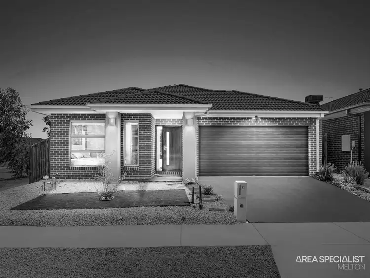 Main view of Homely house listing, 92 Horsley Street, Thornhill Park VIC 3335