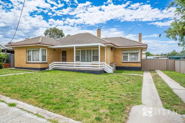 4 Semmens Street, Long Gully VIC 3550