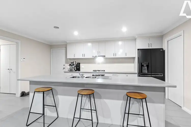Fourth view of Homely house listing, 11 Stockhaven Circuit, Langwarrin VIC 3910