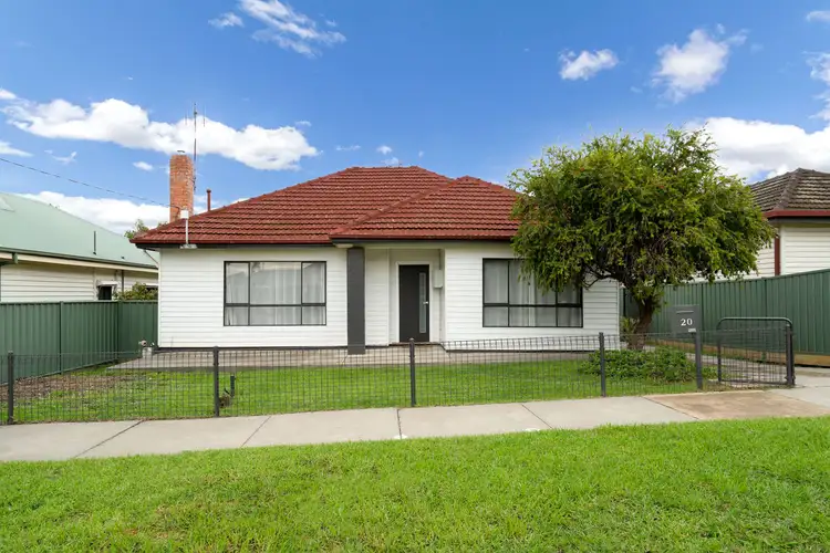 20 Koomba Street, White Hills VIC 3550