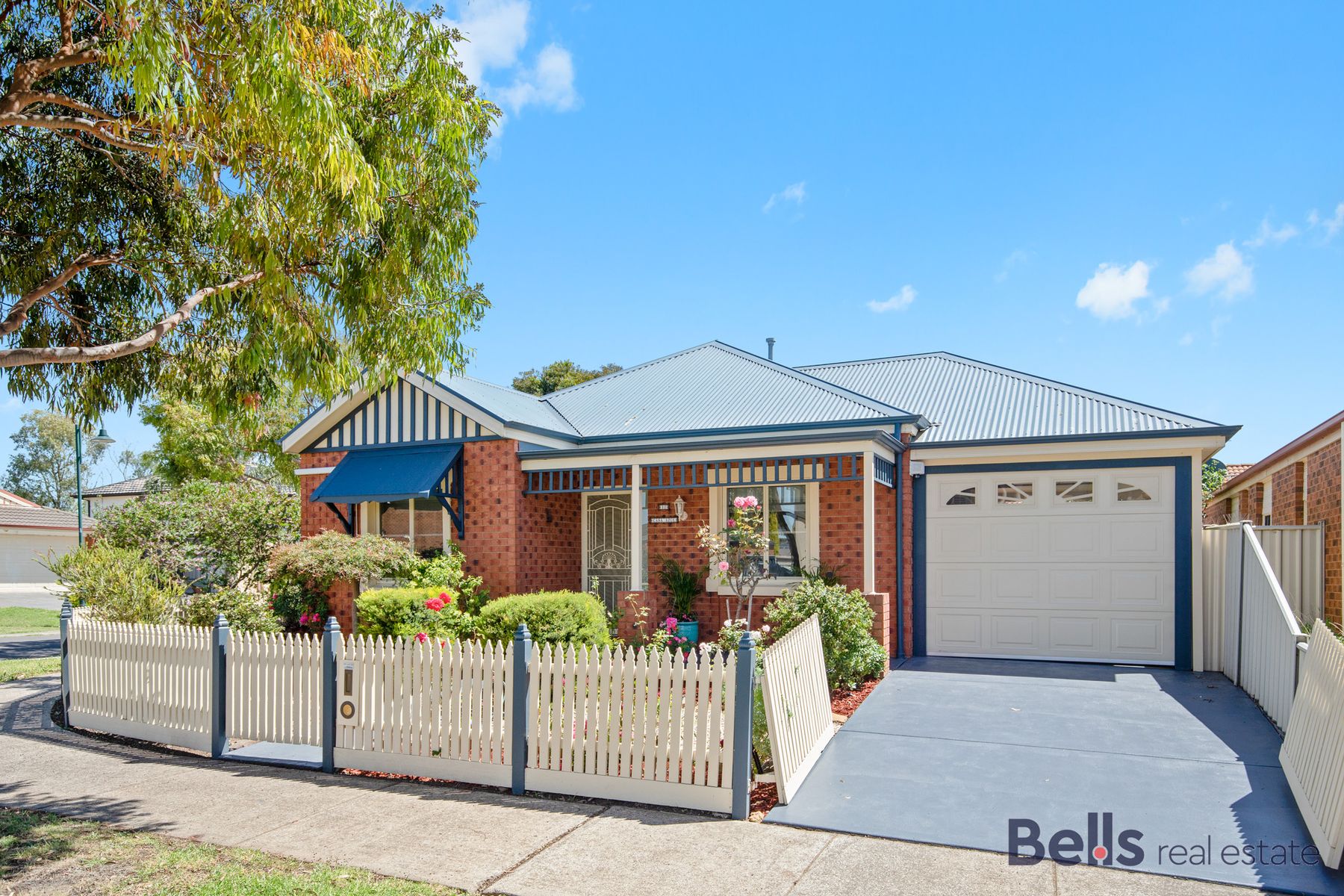 Main view of Homely house listing, 10 Millstream Way, Caroline Springs VIC 3023