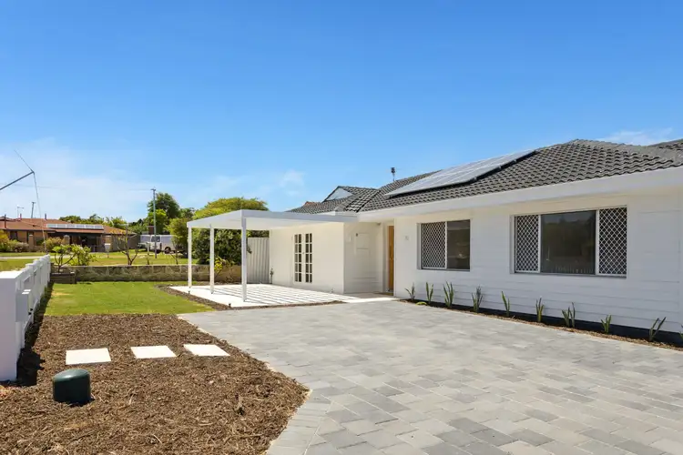 10 Venus Way, Hillarys WA 6025