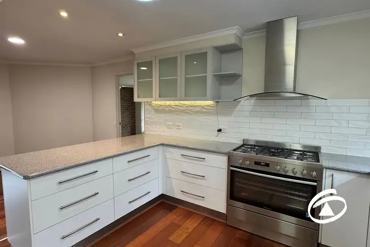 Third view of Homely house listing, 8 Aberdeen Heights, Pakenham VIC 3810