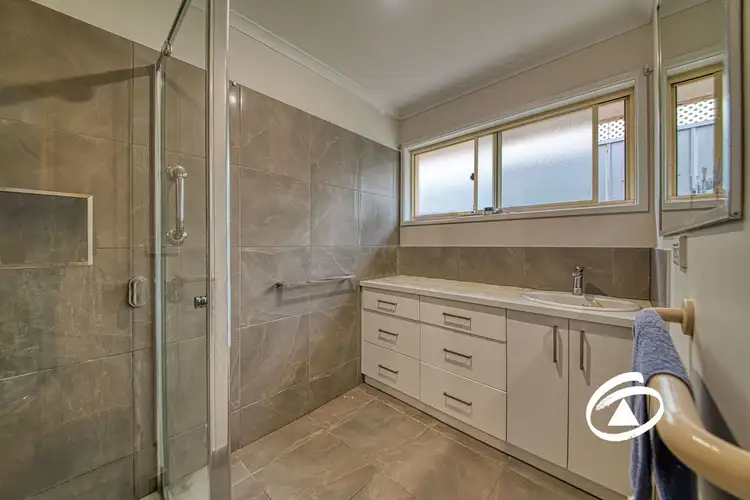 Sixth view of Homely house listing, 8 Aberdeen Heights, Pakenham VIC 3810