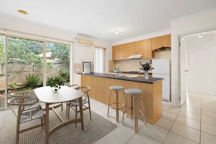2/12 Willow Street, Werribee VIC 3030