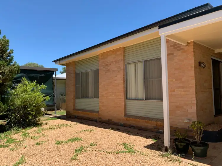 33 Buckland Street, Biloela QLD 4715