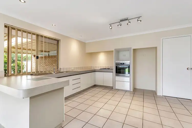 Third view of Homely house listing, 6 Gretna Court, Kinross WA 6028