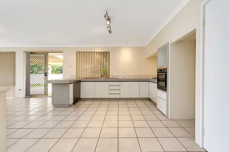 Fourth view of Homely house listing, 6 Gretna Court, Kinross WA 6028