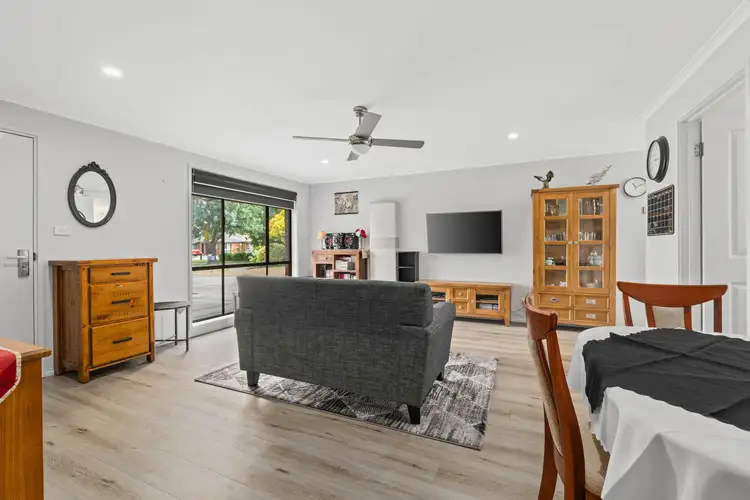 Sixth view of Homely unit listing, 1/4 Farren Close, Traralgon VIC 3844