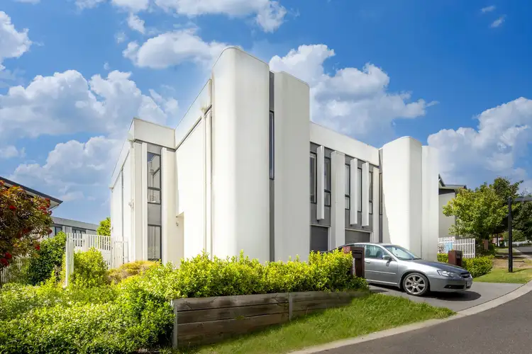 Main view of Homely townhouse listing, 14 Edinburgh Circuit, Bundoora VIC 3083