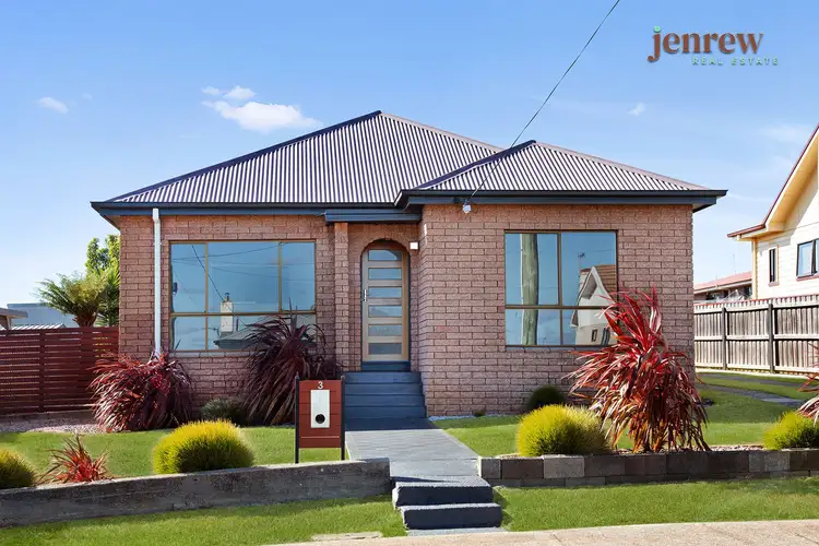 3 Stirling Street, Hillcrest TAS 7320