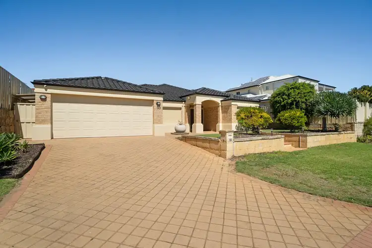 30 Santa Monica Parade, Iluka WA 6028