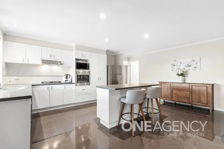 Fourth view of Homely house listing, 6 Berrydale Road, Sunbury VIC 3429