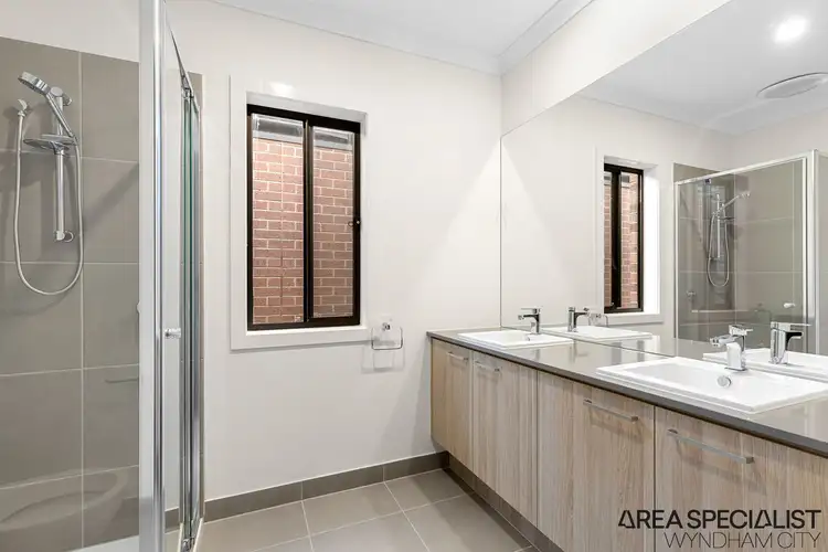 Fifth view of Homely house listing, 8 Ryebank Avenue, Werribee VIC 3030
