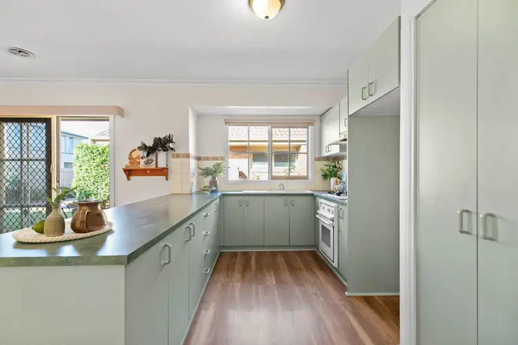 Fourth view of Homely unit listing, 4/28 Waterloo Place, Mornington VIC 3931