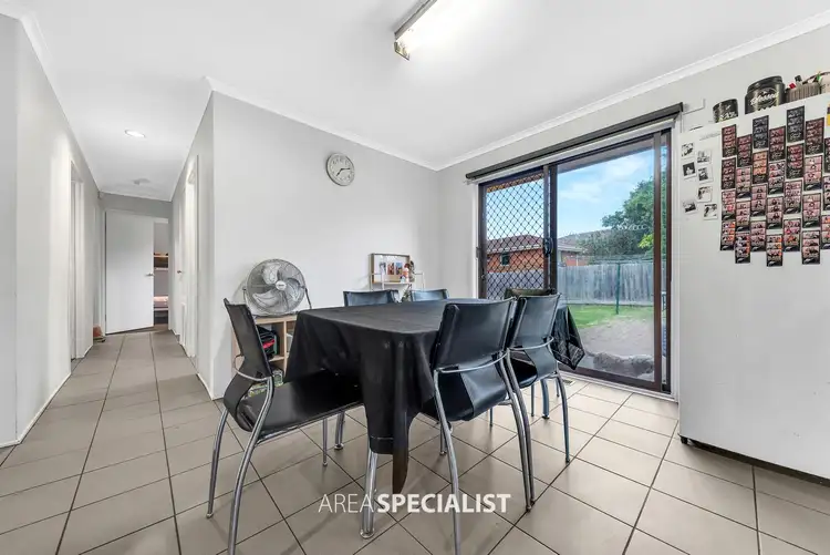 Sixth view of Homely house listing, 5 Dulnain Close, Hampton Park VIC 3976