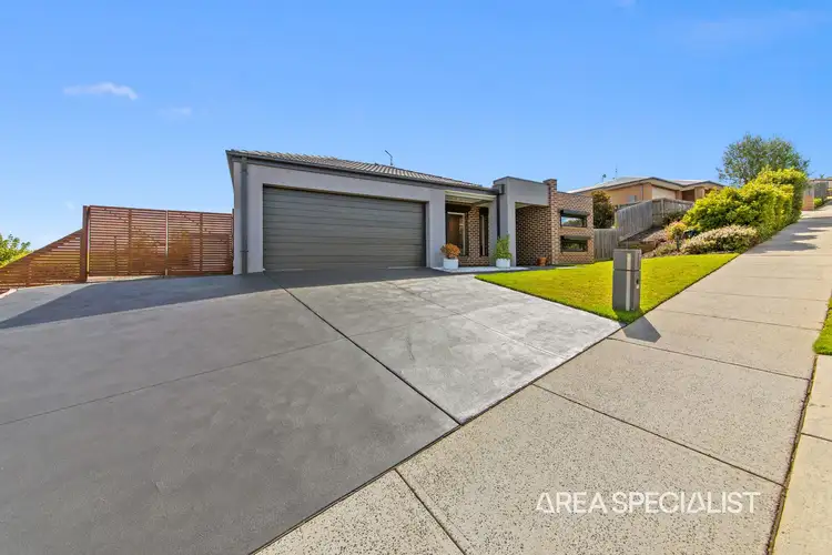 Third view of Homely house listing, 3 Sunline Street, Drouin VIC 3818