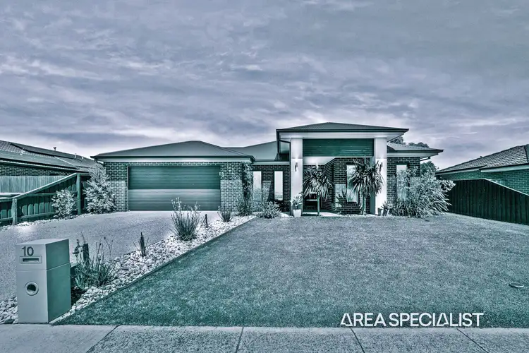 10 Papley Avenue, Lang Lang VIC 3984