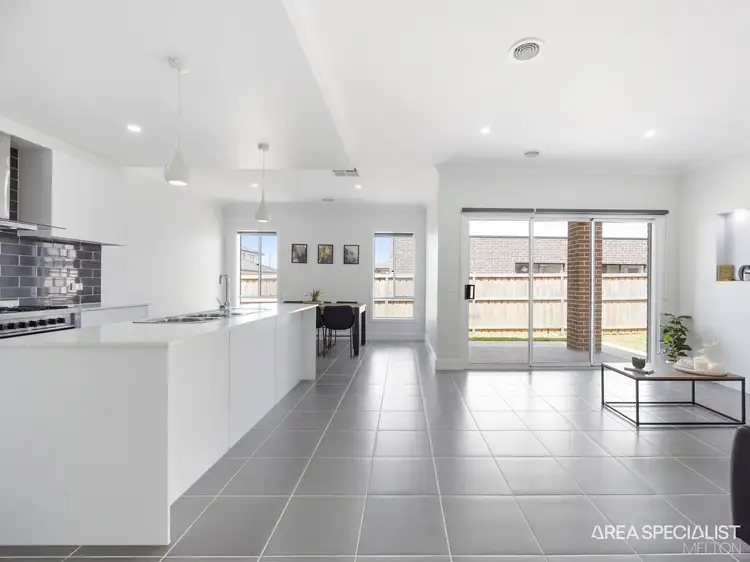 Seventh view of Homely house listing, 18 Midmar Terrace, Thornhill Park VIC 3335