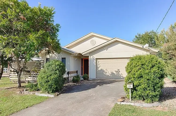 64 Pavilion Street, Pomona QLD 4568