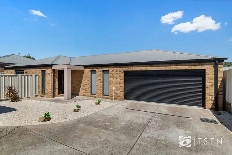 Main view of Homely house listing, 2/215 Aspinall Street, Kangaroo Flat VIC 3555