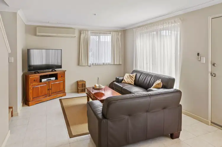 Fifth view of Homely villa listing, 15/1 Lecaille Court, Dunsborough WA 6281