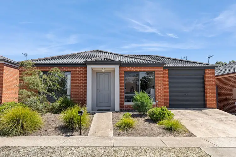 Main view of Homely house listing, 3 Highview Terrace, Kangaroo Flat VIC 3555