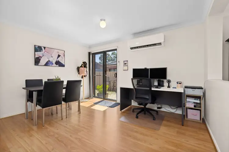 Fifth view of Homely house listing, 3 Highview Terrace, Kangaroo Flat VIC 3555
