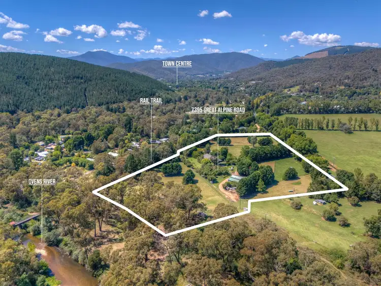 7395 Great Alpine Road, Bright VIC 3741